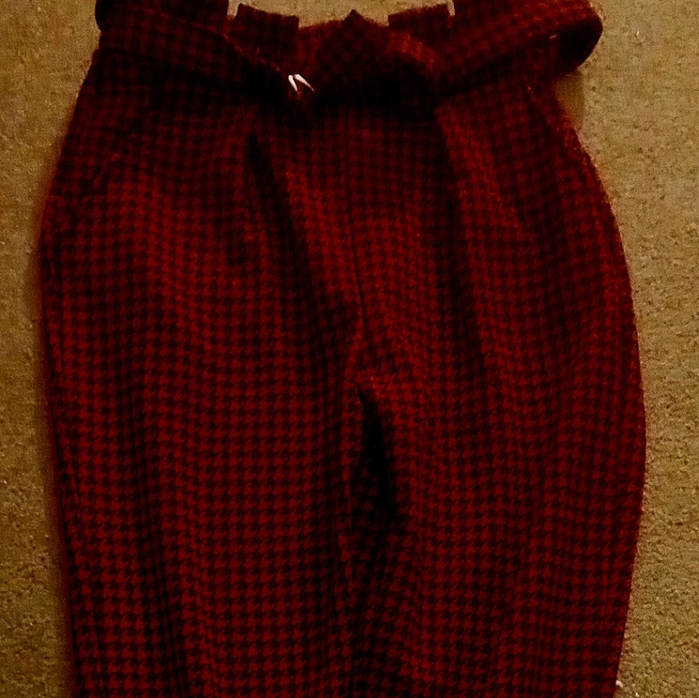 Juniors size 7-9 Medium